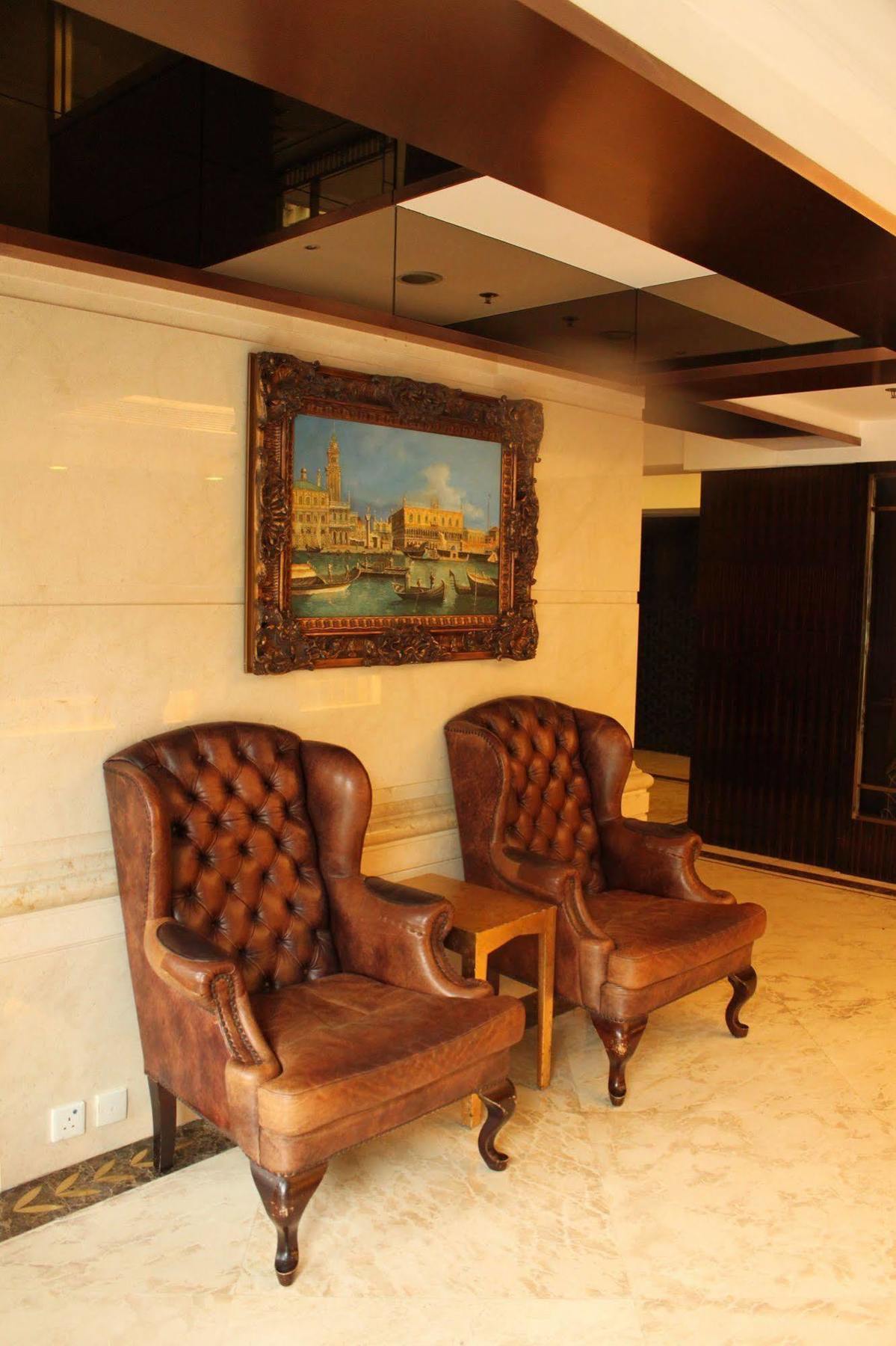 Oriental Lander Hotel Kowloon  Exterior foto